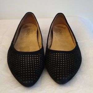 Vionic Black Suede Ballet Flats 7
